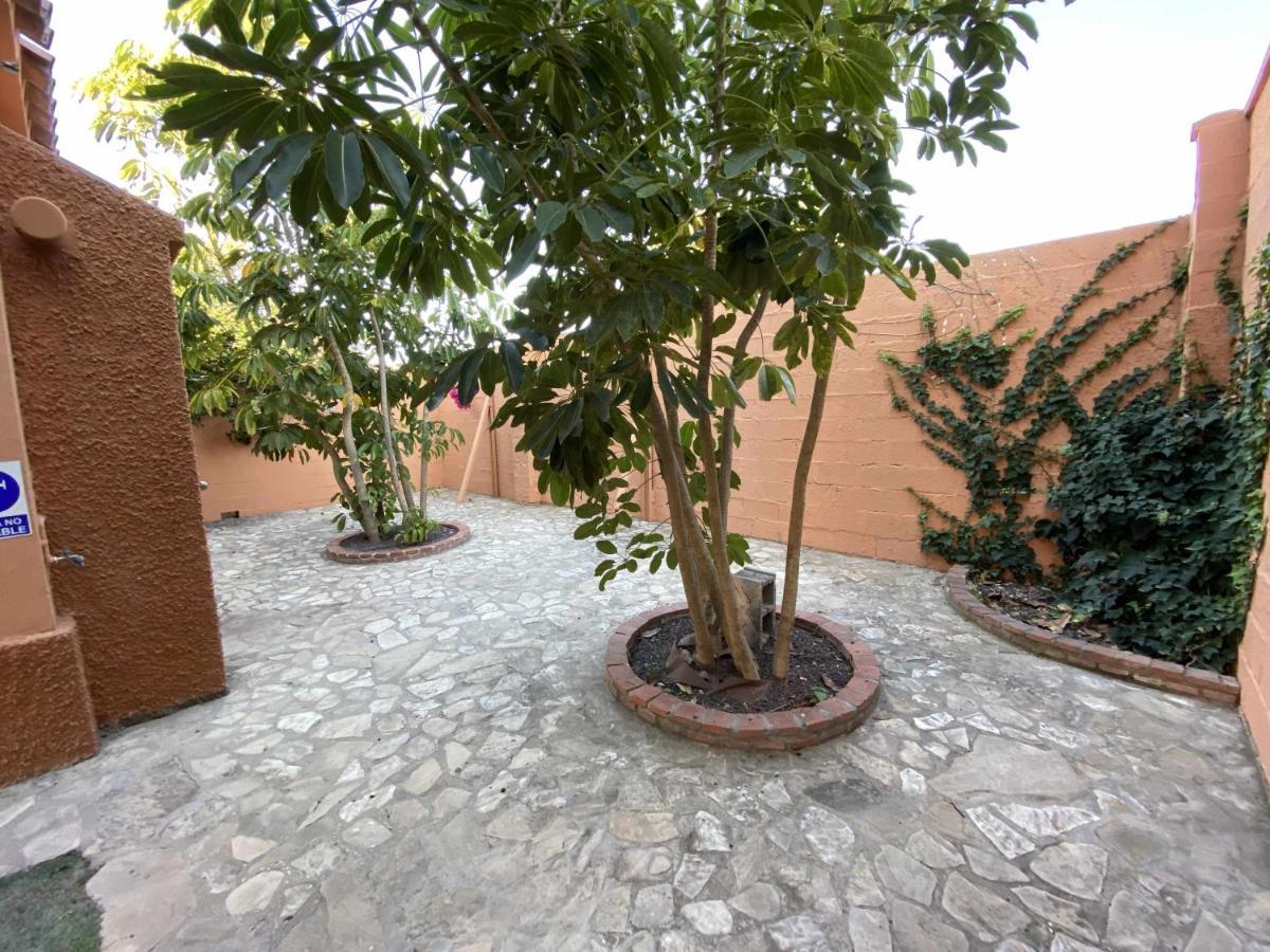 Casa Con Jardin Privado Y Piscina Compartida Villa Cadiz Exterior photo